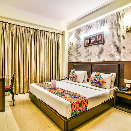 Hotel Alpine Tree Nuova Delhi Esterno foto