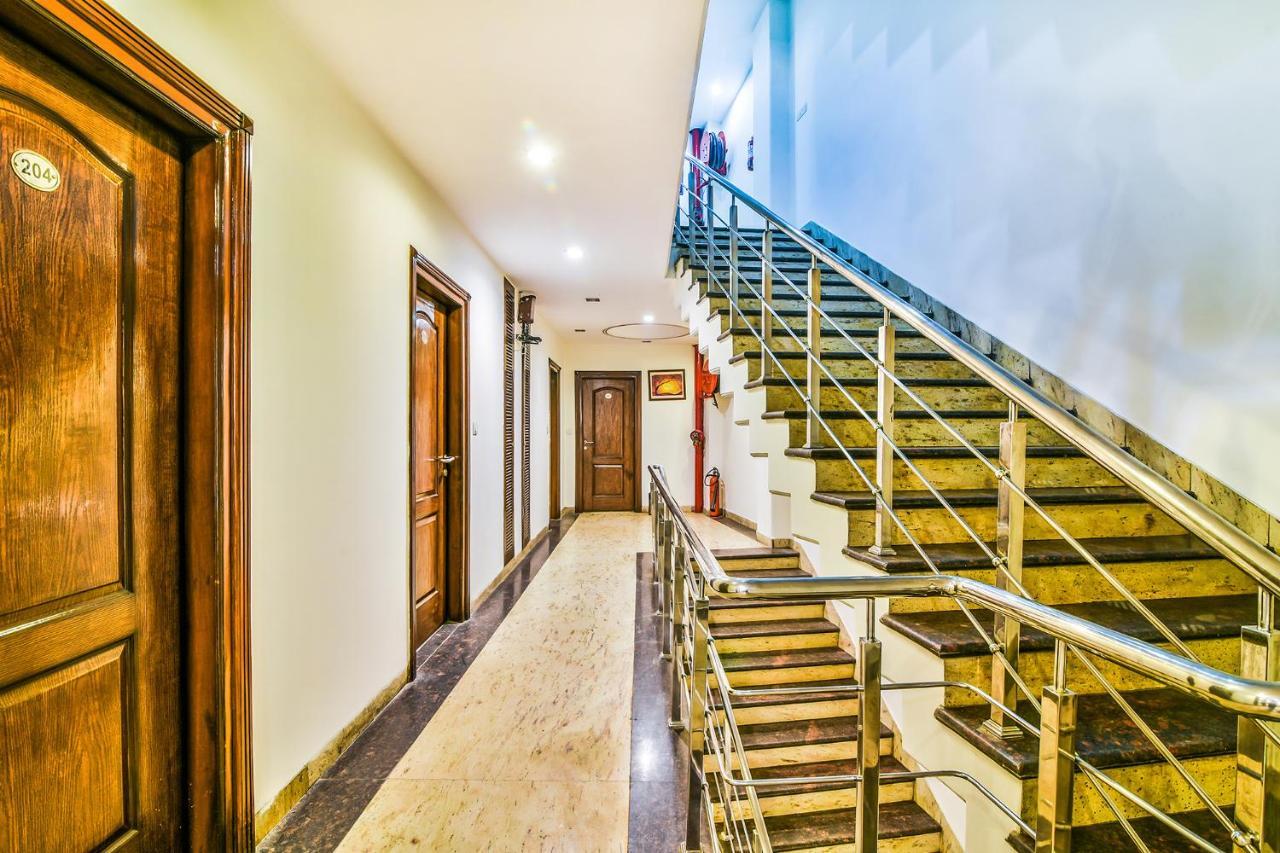 Hotel Alpine Tree Nuova Delhi Esterno foto